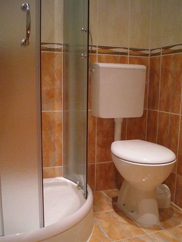 Hotel Grand سيتينيي المظهر الخارجي الصورة